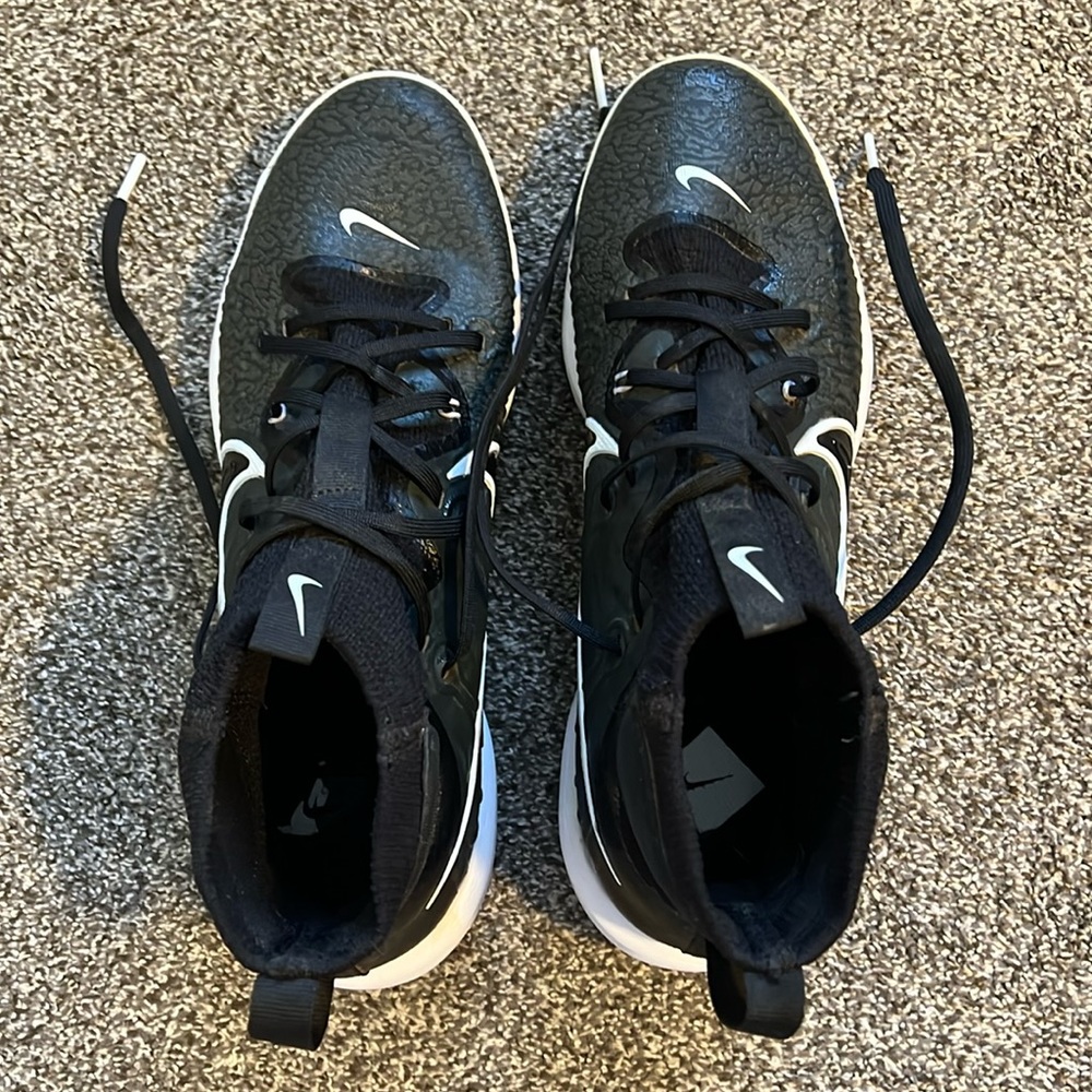 Men’s Nike Huarache Baseball Cleats, Black.